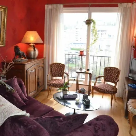 Appartement Confortable A Avec Balcon, Wifi Et Parking Prive - Fr-1-742-505 *