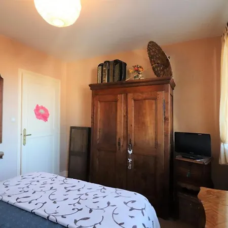 Appartement Confortable A Avec Balcon, Wifi Et Parking Prive - Fr-1-742-505